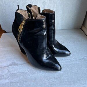 ** Zara Trafaluc black Leather suede zip-up ankle booties EU 37 gold hardware